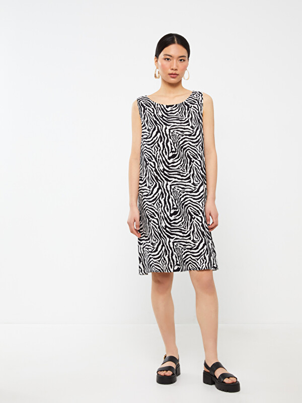 LCWAIKIKI Classic Robe À Forme À Motifs Col Rond pour Femmes