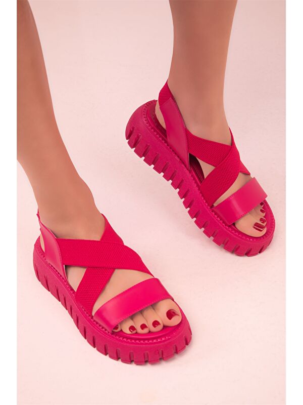 Deri Görünümlü Kalın Taban Kadın Sandalet - Görsel 5