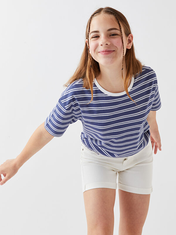 LCW Kids قميص كول مدور مخطط كم قصير بنات