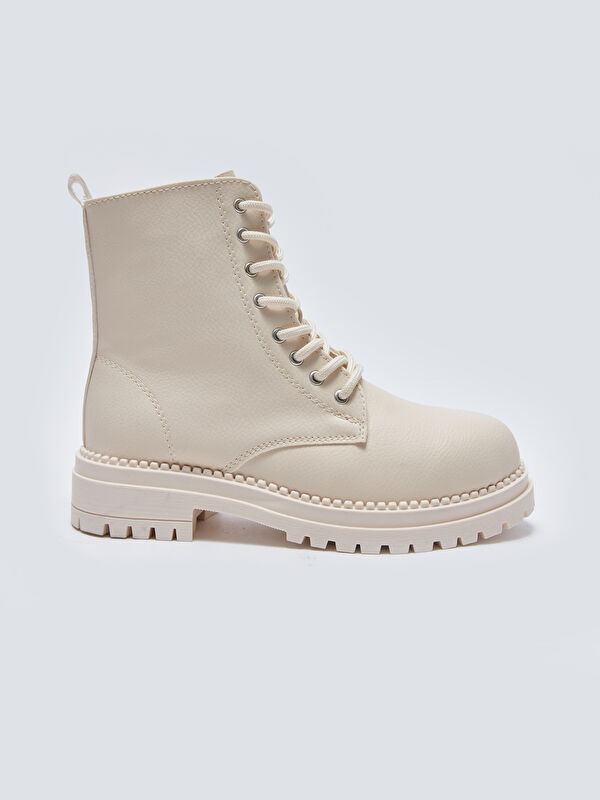 Deri Görünümlü Kadın Bot - Görsel 3