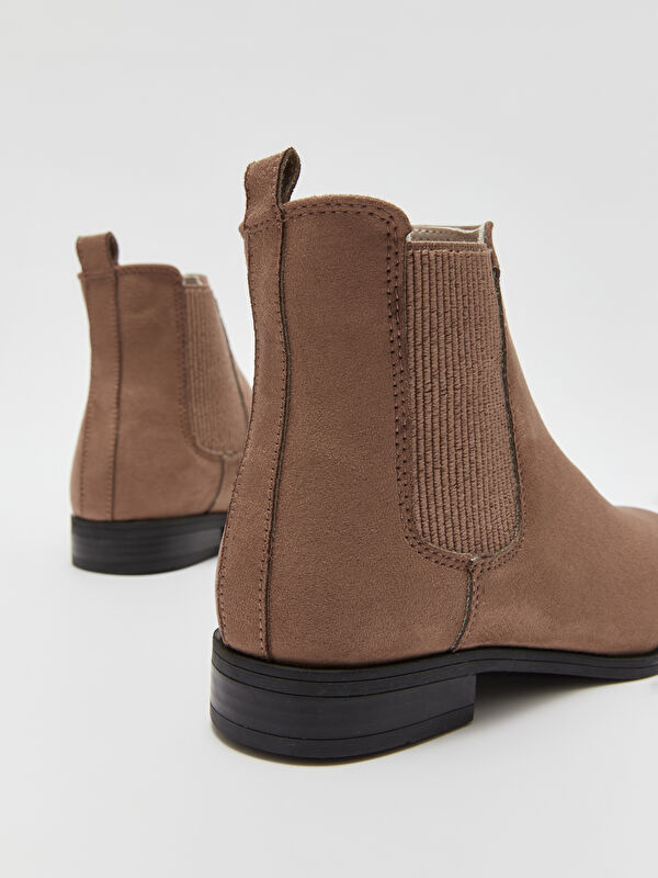 Deri Görünümlü Kadın Bot - Görsel 5