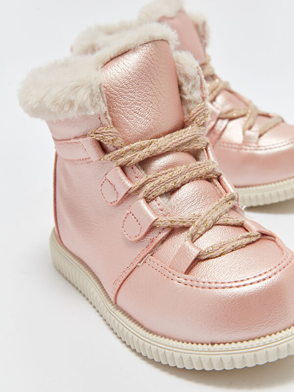 Deri Görünümlü Kız Bebek Bot - Görsel 6