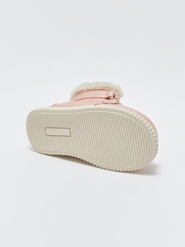 Deri Görünümlü Kız Bebek Bot - Görsel 8