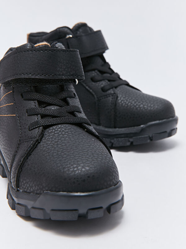 Deri Görünümlü Cırt Cırtlı Erkek Bebek Bot - Görsel 4