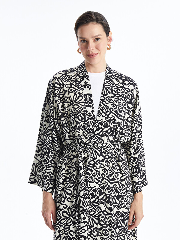 LCWAIKIKI Classic Kimono Oversize à Motifs pour Femmes avec Col Châle
