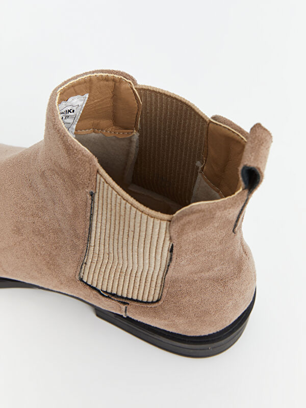 Deri Görünümlü Kadın Bot - Görsel 7