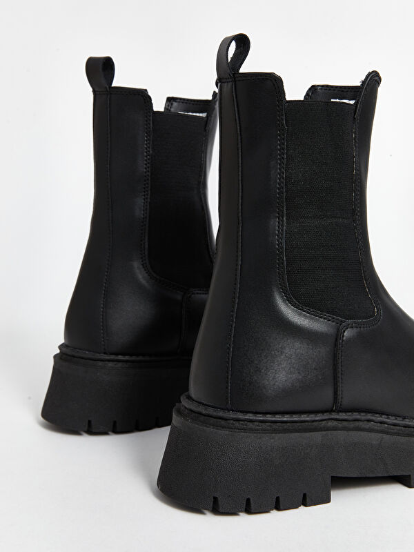 Deri Görünümlü Kadın Bot - Görsel 6