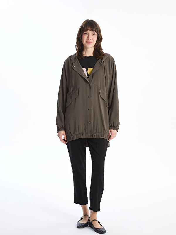 LCWAIKIKI Classic Kahverengi Kapüşonlu Kadın Trençkot - W4K166Z8