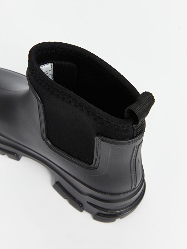 Deri Görünümlü Kadın Yağmur Botu - Görsel 7