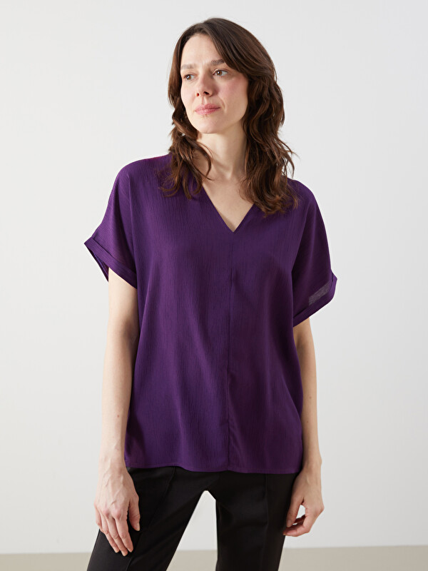 LCWAIKIKI Classic V-Neck Textured Women's Blouse