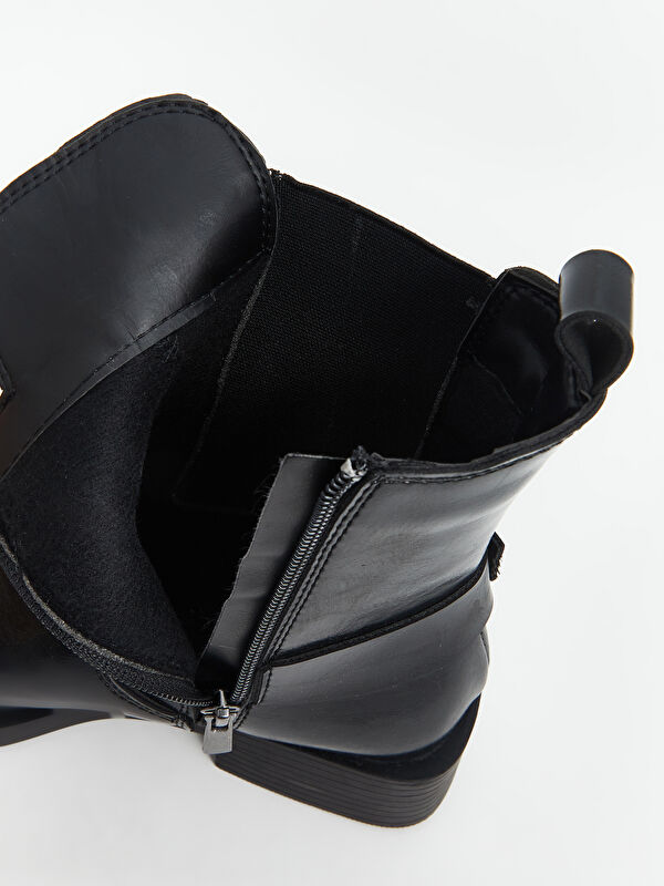 Deri Görünümlü Kadın Bot - Görsel 8