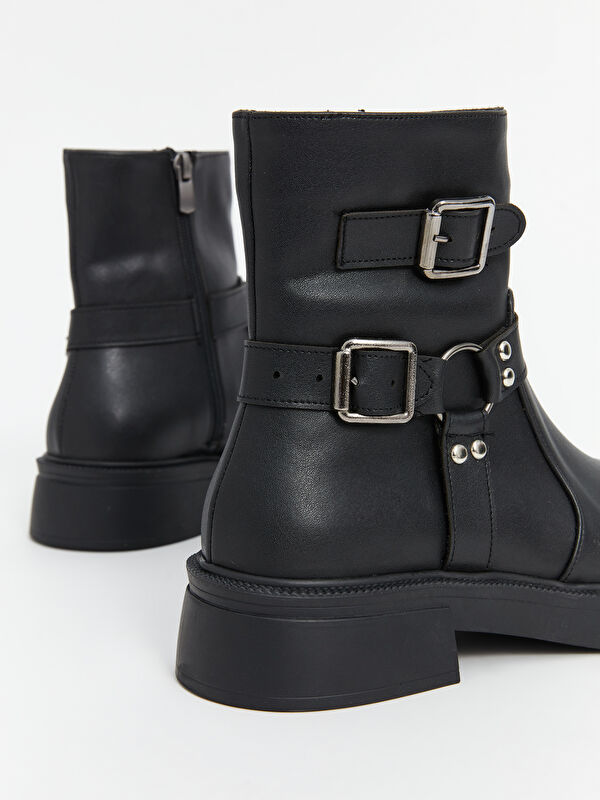 Deri Görünümlü Kadın Bot - Görsel 6