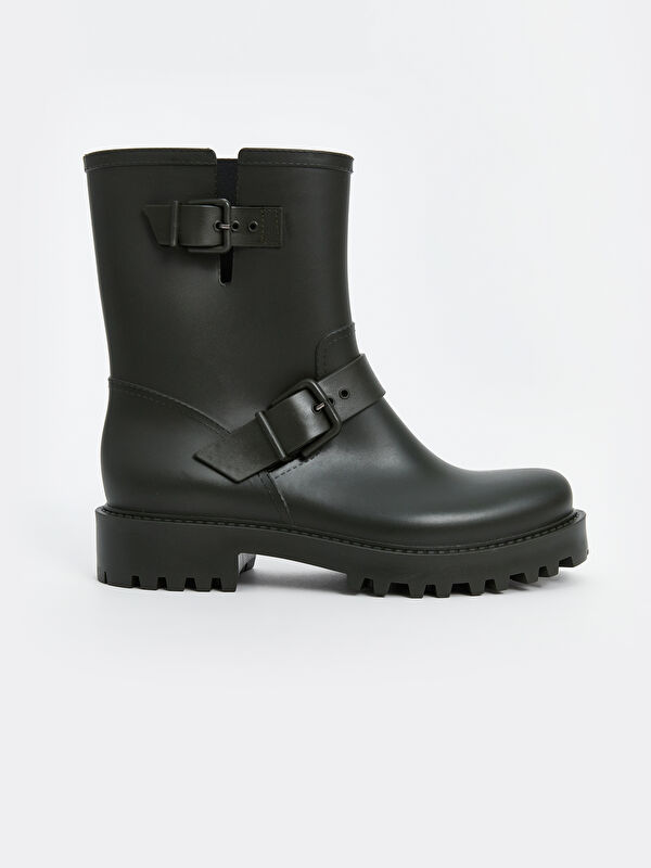 Deri Görünümlü Kadın Bot - Görsel 3