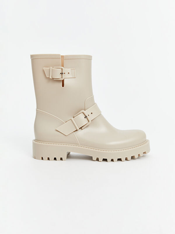 Deri Görünümlü Kadın Bot - Görsel 3