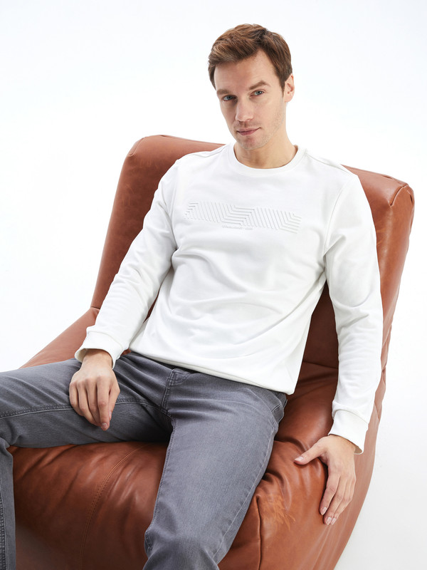 LCWAIKIKI Classic Crew Neck Long Sleeve Printed Men's Sweatshirt