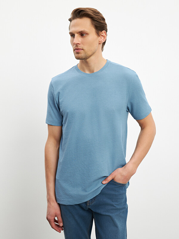 LCWAIKIKI Classic Crew Neck Short Sleeve Men's Textured T-Shirt
