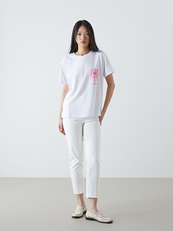 LCW Vision Beyaz Bisiklet Yaka Baskılı Penye Kadın Tişört