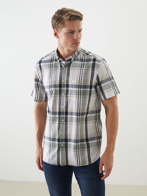 LCWAIKIKI Classic Regular Fit Kısa Kollu Ekose Poplin Erkek Gömlek