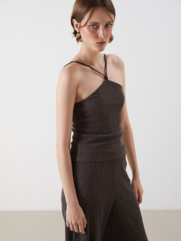 LCW Vision Halter Yaka Dokulu İp Askılı Bluz