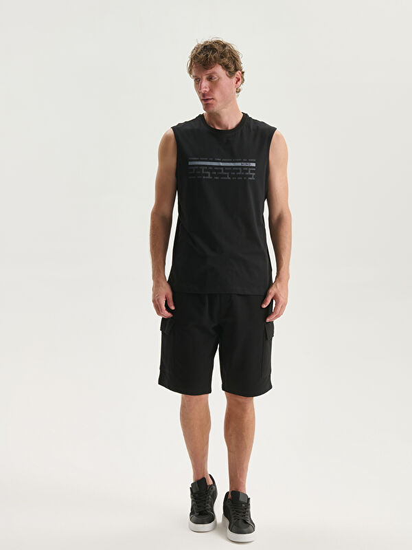 LCWAIKIKI Classic Siyah Bisiklet Yaka Baskılı Penye Erkek Kolsuz