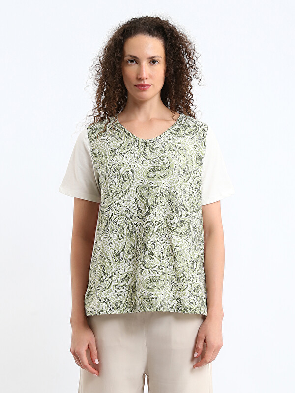 LCWAIKIKI Classic T-shirt à col rond à motifs pour Femmes