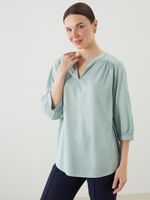 LCW Grace Notch Neck Ruched Linen-Blend Blouse