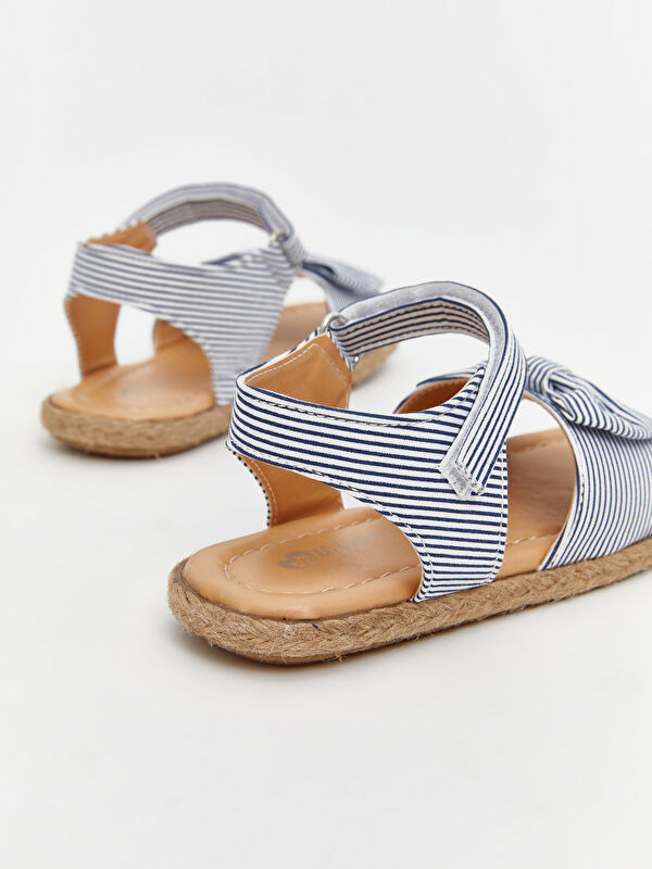 Fiyonk Detaylı Kız Bebek Sandalet - Görsel 6