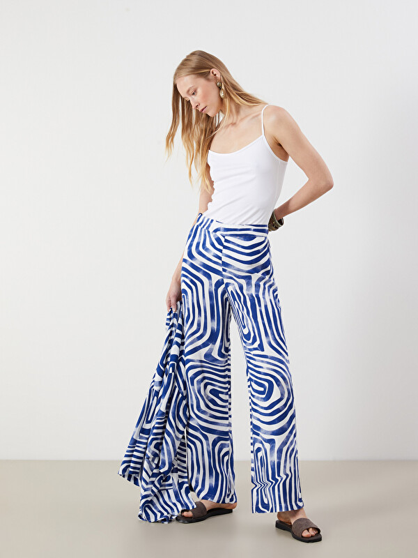LCWAIKIKI Classic Elasticated Waist Patterned Women's Trousers