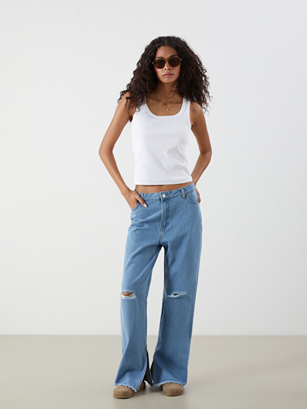 LCW Jeans جينز نساء بقصة مستقيمة وتفاصيل شق