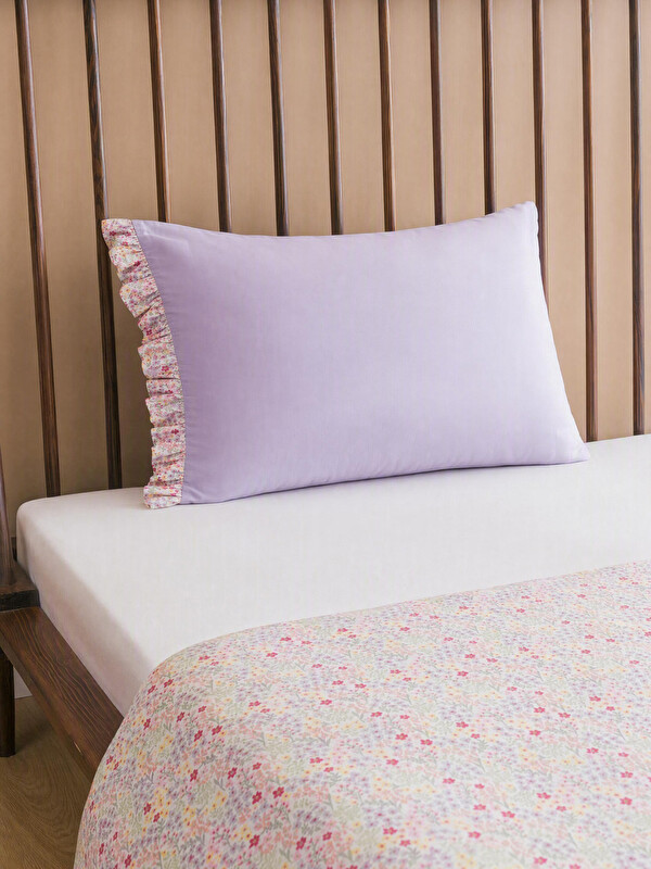 LCW HOME Fırfır Detaylı Pamuklu Çiçek Desenli Yastık Kılıfı 50x70 cm