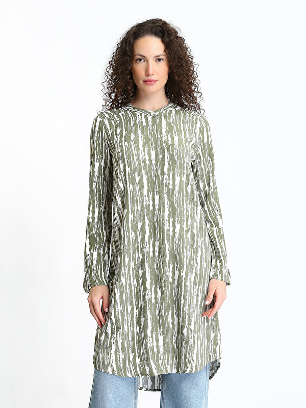 LCWAIKIKI Classic Crew Neck Patterned Women's Shirt Tunic