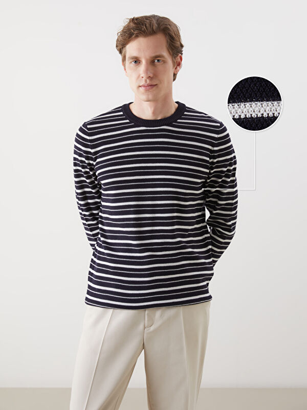 LCWAIKIKI Classic Crew Neck Striped Men's Textured Knitwear Sweater