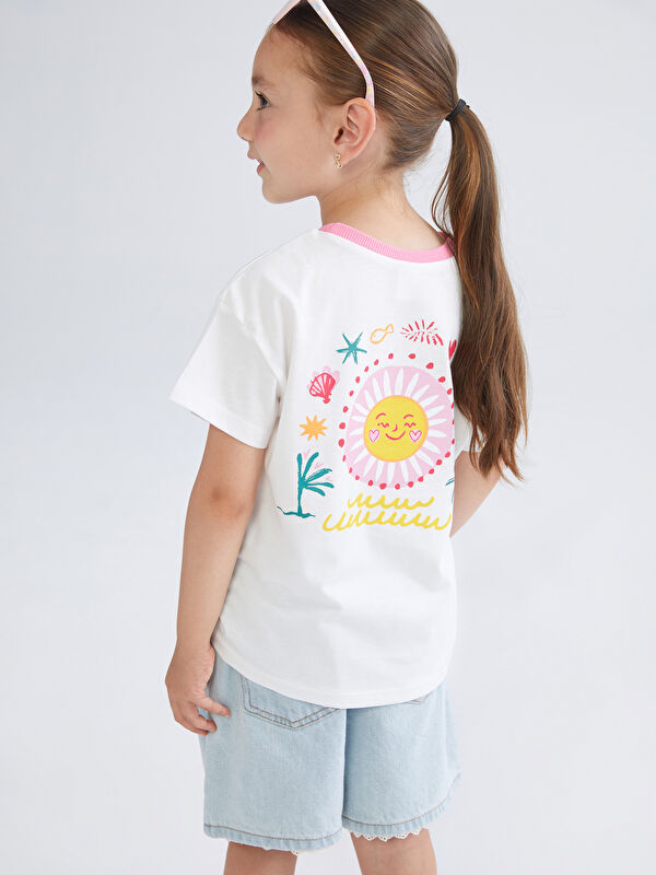 LCW Kids Bisiklet Yaka Baskılı Kız Çocuk Tişört