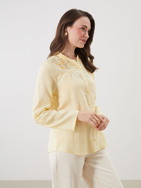 LCW Grace Ойық жағалы гүлді өрнек бүрмеленген зығыр қоспасы блузка