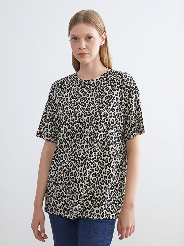 LCW Comfort Bisiklet Yaka Leopar Desenli Bluz