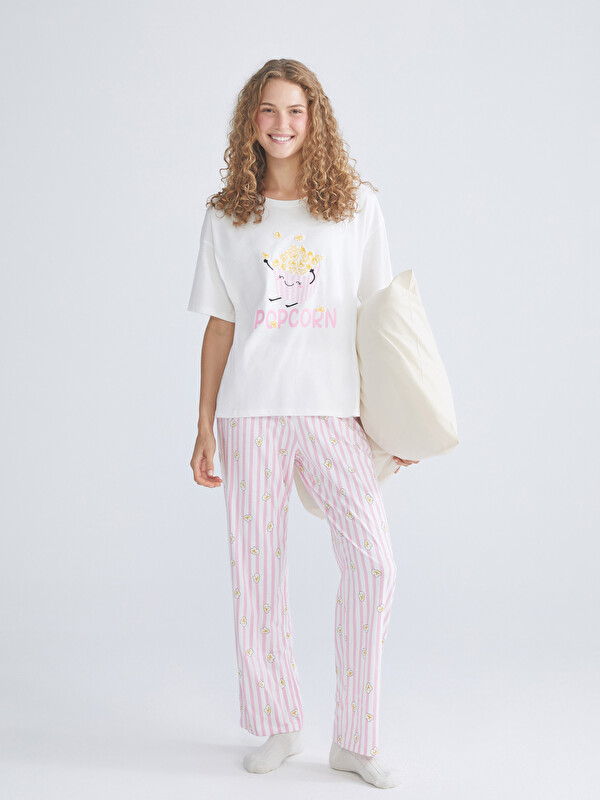 LCW Young Bisiklet Yaka Baskılı Kadın Pijama Takımı