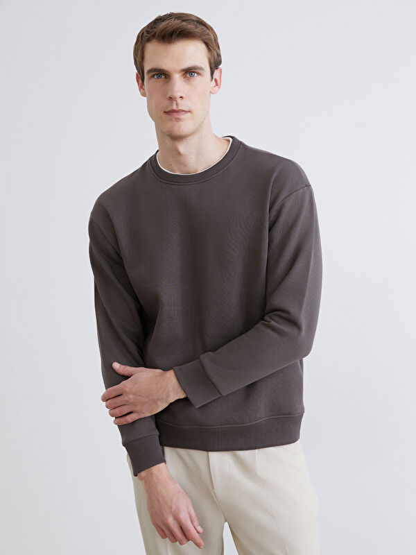 LCW Vision Bisiklet Yaka Erkek Kalın Sweatshirt