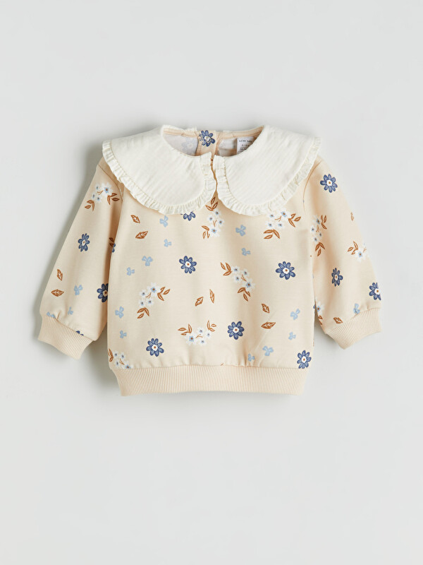 LCW baby Bebe Yaka Çiçekli Kız Bebek Sweatshirt