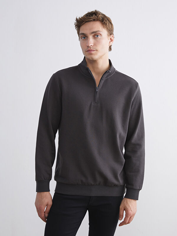 LCWAIKIKI Classic Dik Yaka Uzun Kollu Erkek Kalın Sweatshirt