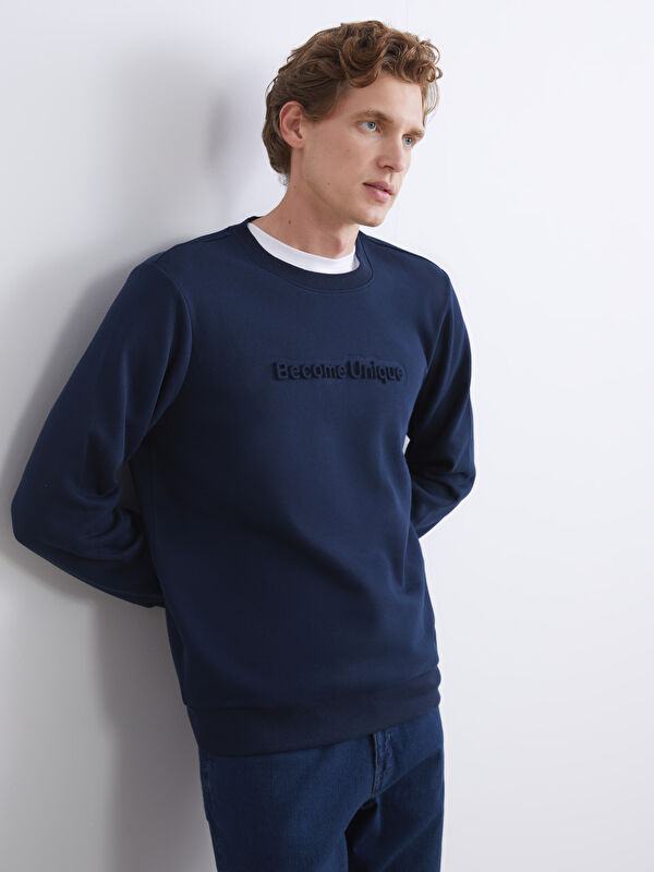 LCWAIKIKI Classic Bisiklet Yaka Baskılı Erkek Sweatshirt