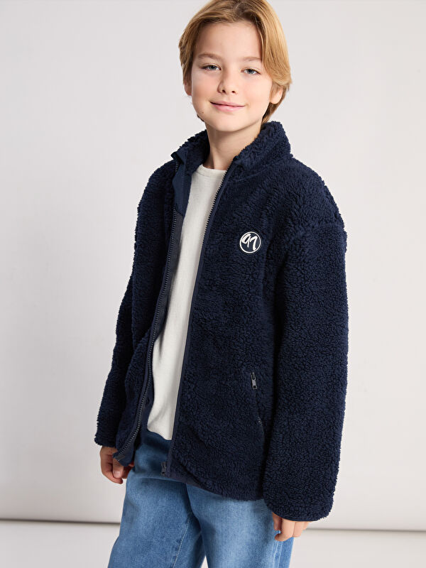 LCW Kids Dik Yaka Erkek Çocuk Pelüş Fermuarlı Hırka