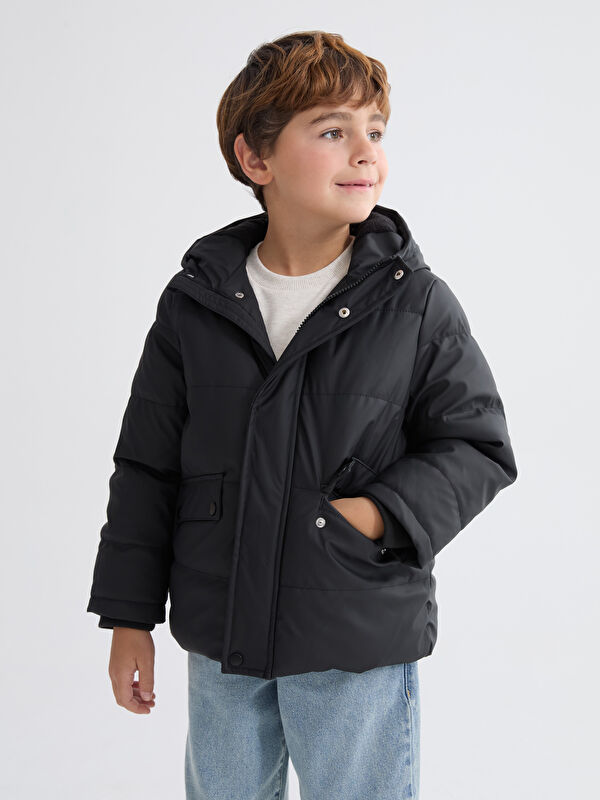 LCW Kids Ұлдарға арналған капюшонды флисті пуховик пальто