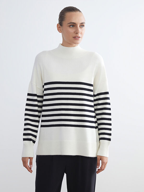 LCWAIKIKI Classic Half Turtleneck Striped Women's Knitwear Sweater
