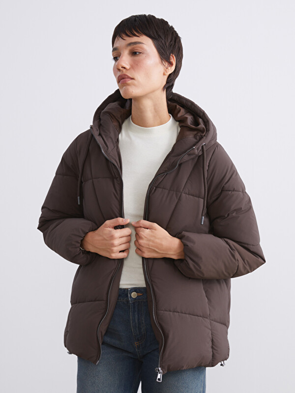 LCW Vision Kapüşonlu Oversize Kadın Şişme Mont