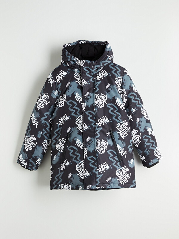 LCW Kids Kapüşonlu Erkek Çocuk Mont