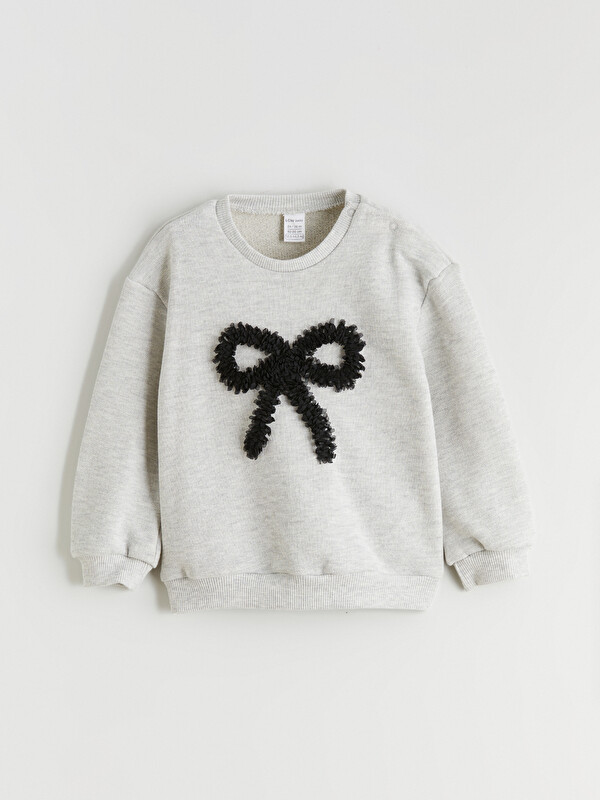 LCW baby Bisiklet Yaka Fiyonk Detaylı Kız Bebek Sweatshirt