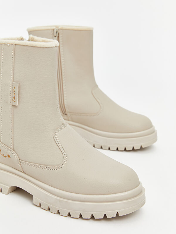 Deri Görünümlü Kız Çocuk Bot - Görsel 4