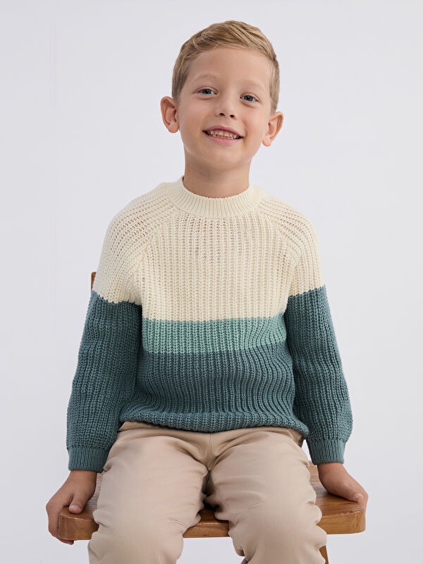LCW Kids Bisiklet Yaka Erkek Çocuk Triko Kazak