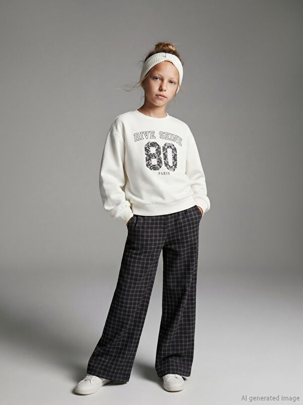 LCW Kids Bisiklet Yaka Kız Çocuk Sweatshirt ve Pantolon