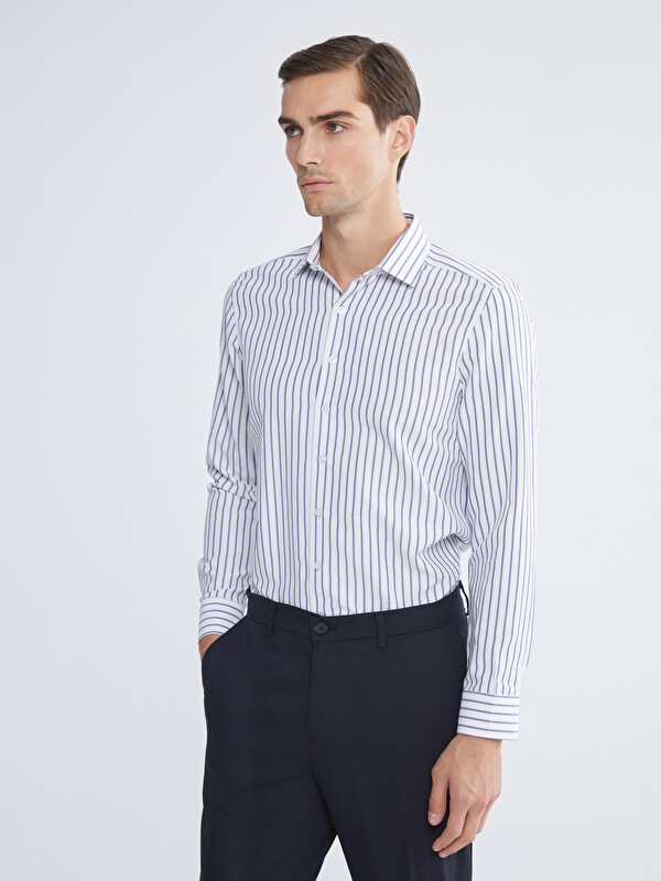 LCW BUSINESS Slim Fit Uzun Kollu Çizgili Erkek Gömlek